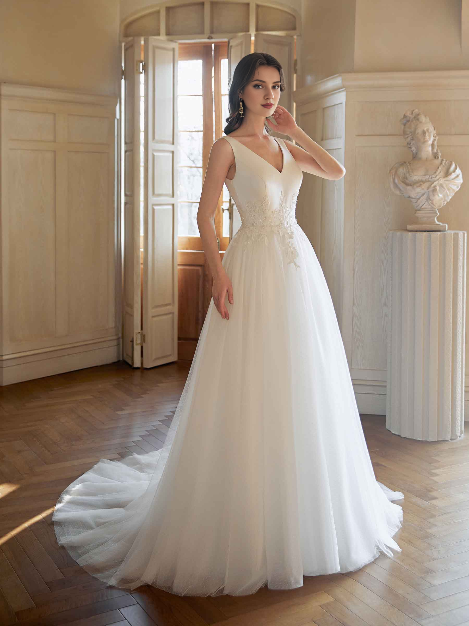 Elegante vestido de novia extra largo de corte A con escote en V y espalda descubierta