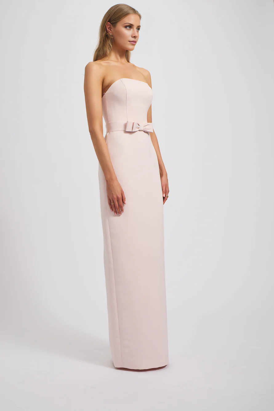 Vestido de fiesta Jimiss con hombros descubiertos, cuello sin mangas, espalda descubierta, abertura y largo hasta el suelo