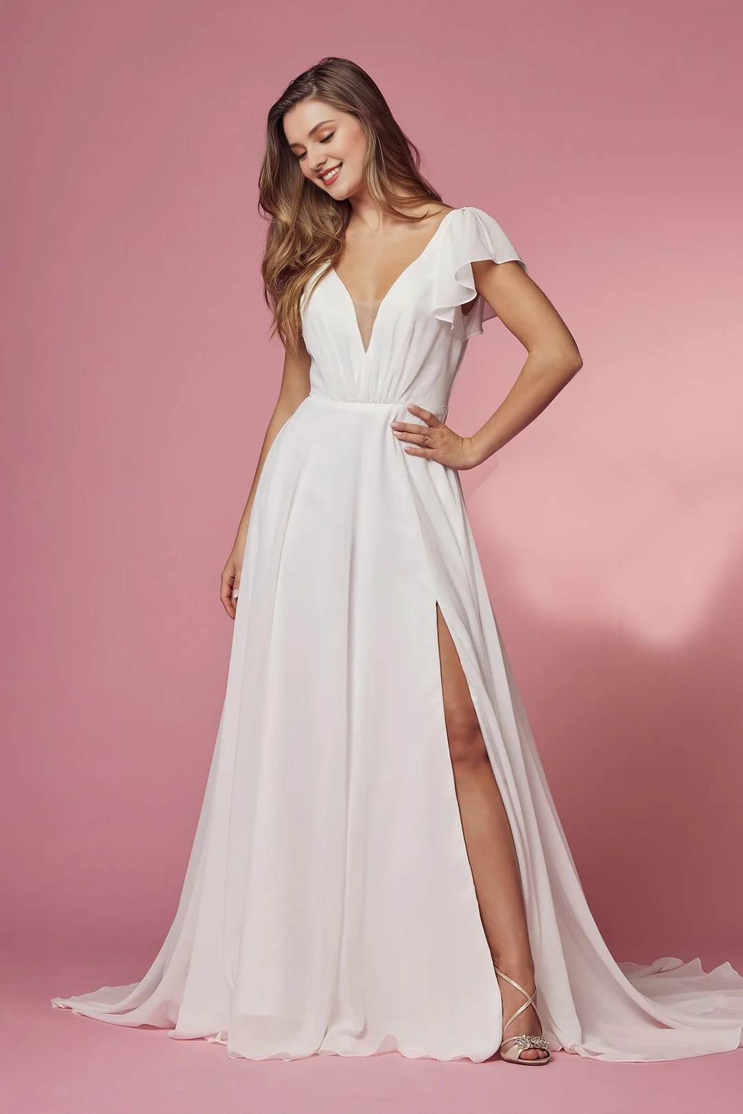 Vestido de novia blanco de manga corta y larga