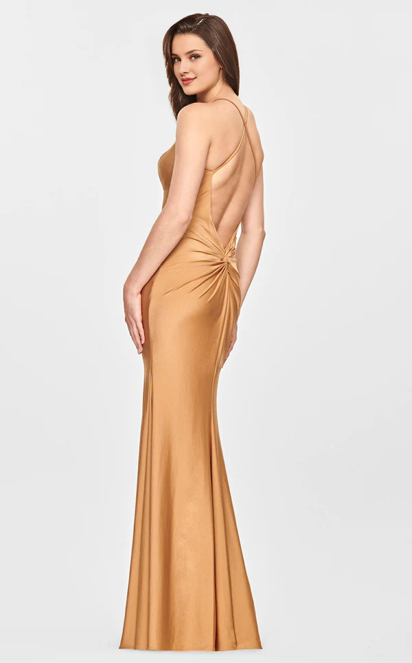 Vestido de noche largo hasta el suelo con corsé ajustado de satén y cuello de cuchara de sirena