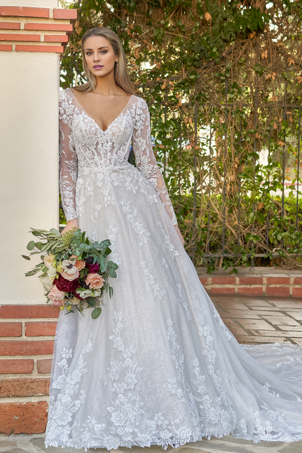 Vestido de novia largo hasta el suelo, con manga larga y corsé ajustado fantasma en forma de A