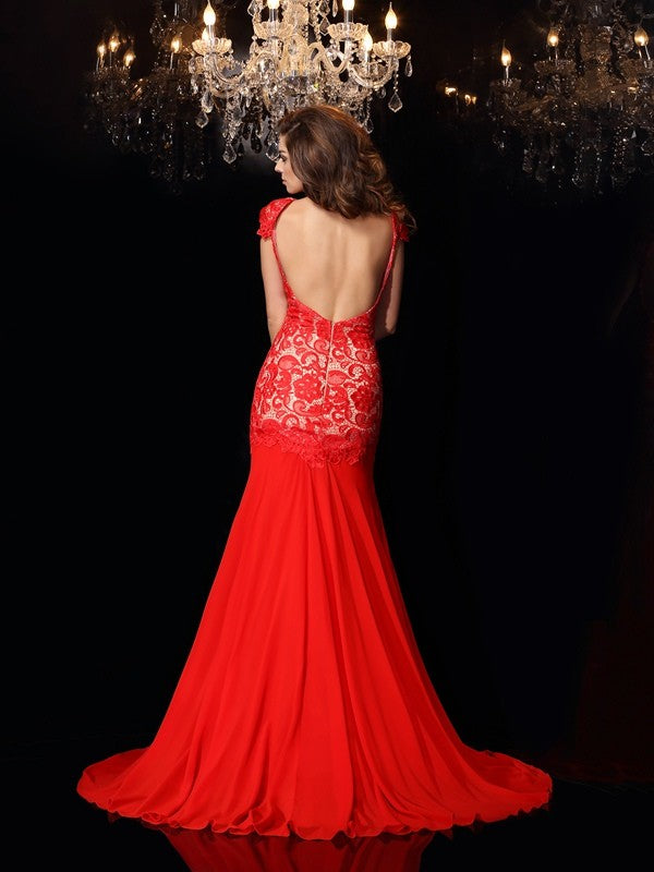 Red Lace & Chiffon Floor-Length Evening Dress with V-Neck & High Slit