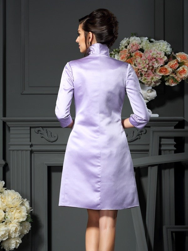 Abiti da sposa corti in raso senza maniche con fiocco, a tubino/colonna