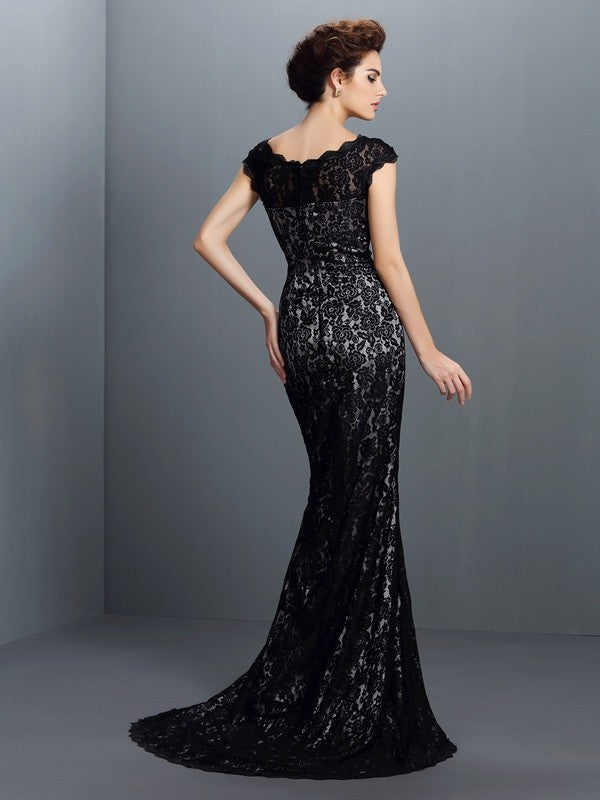 Abiti lunghi in pizzo a sirena/tromba con maniche corte e pizzo a barca