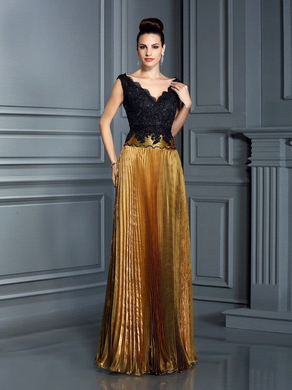 Vestidos largos de organza sin mangas con escote en V y perlas