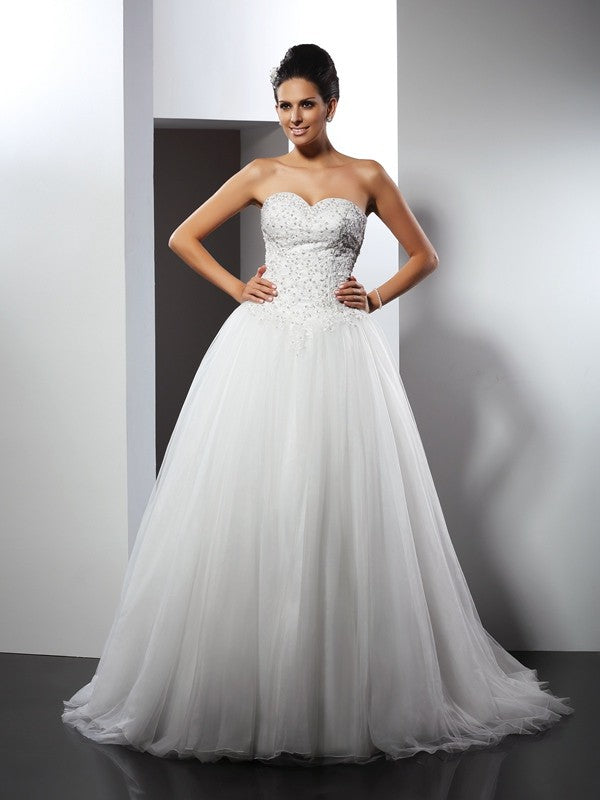 Vestidos de novia de corte A/princesa con escote corazón, apliques, sin mangas, de red larga