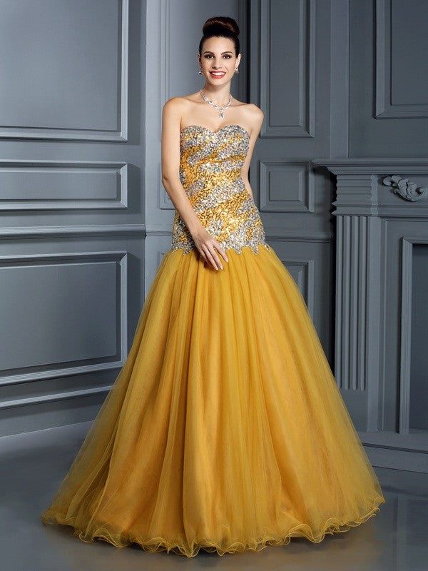 Vestidos largos de satén sin mangas con escote corazón, volantes y corte princesa