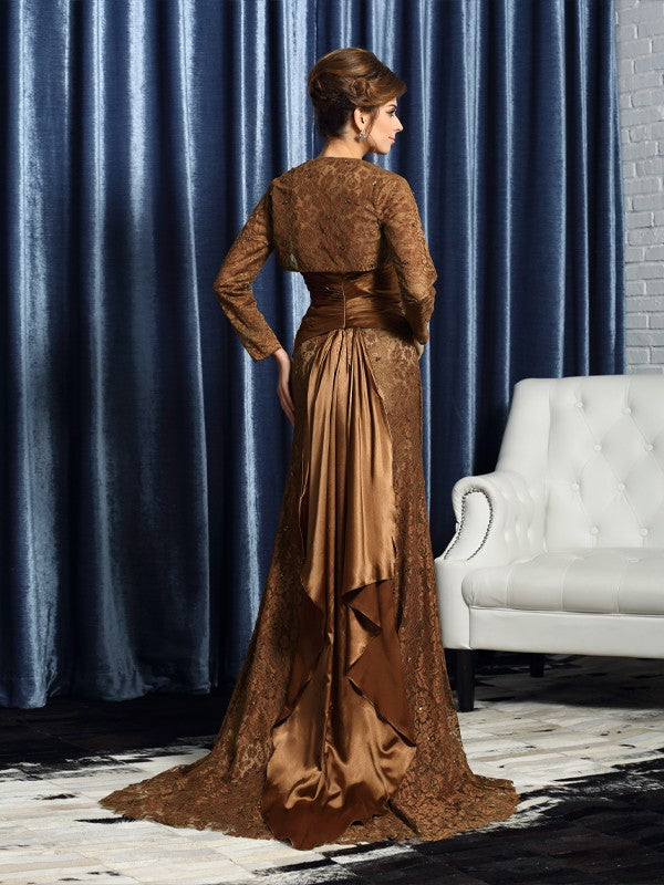 Abiti da sposa lunghi in raso di seta tipo guaina/colonna senza spalline e senza maniche