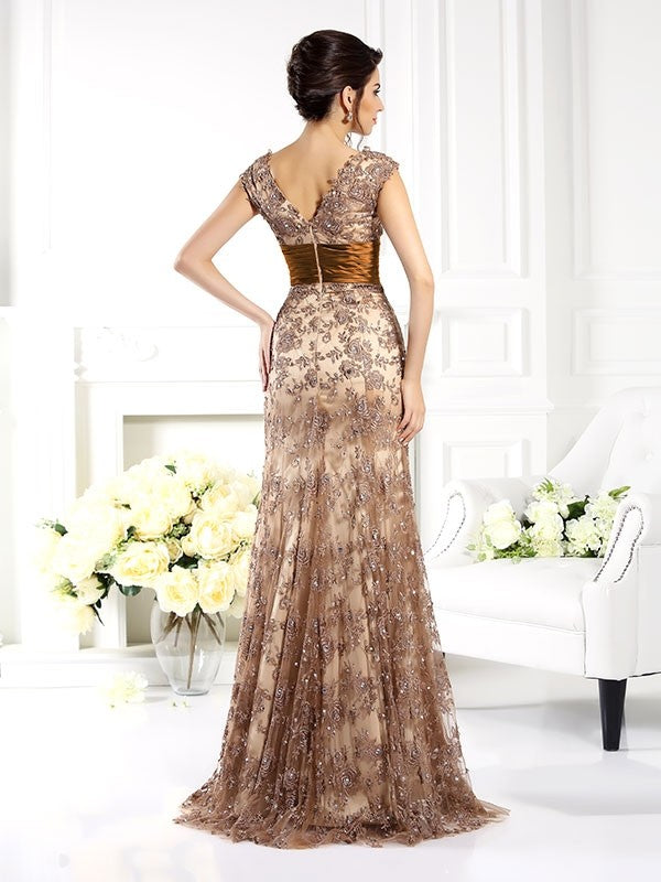 Vestidos de madre de la novia de corte A/princesa, escote en V, volantes, sin mangas, encaje largo