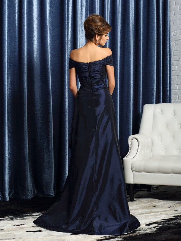 Dark Navy Taffeta A-Line Off-the-Shoulder Floor-Length Evening Dress with Ruched Bodice