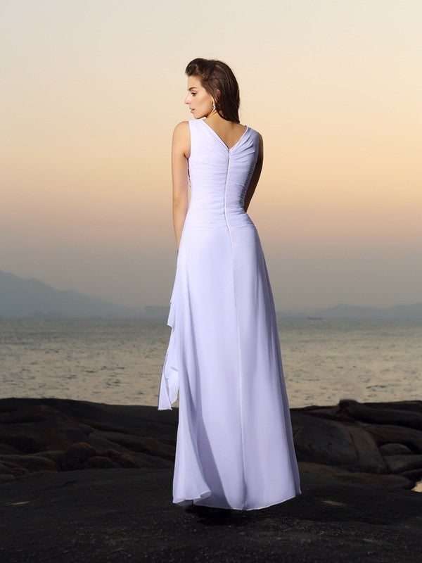 Vestidos de novia largos de gasa para playa, corte A/princesa, escote en V, plisados, sin mangas