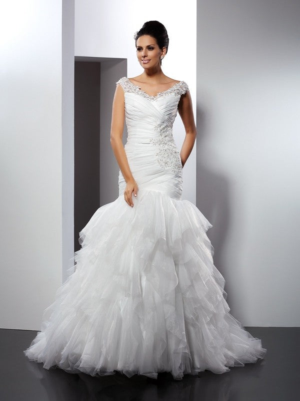 Trumpet/Mermaid V-neck Applique Sleeveless Long Tulle Wedding Dresses
