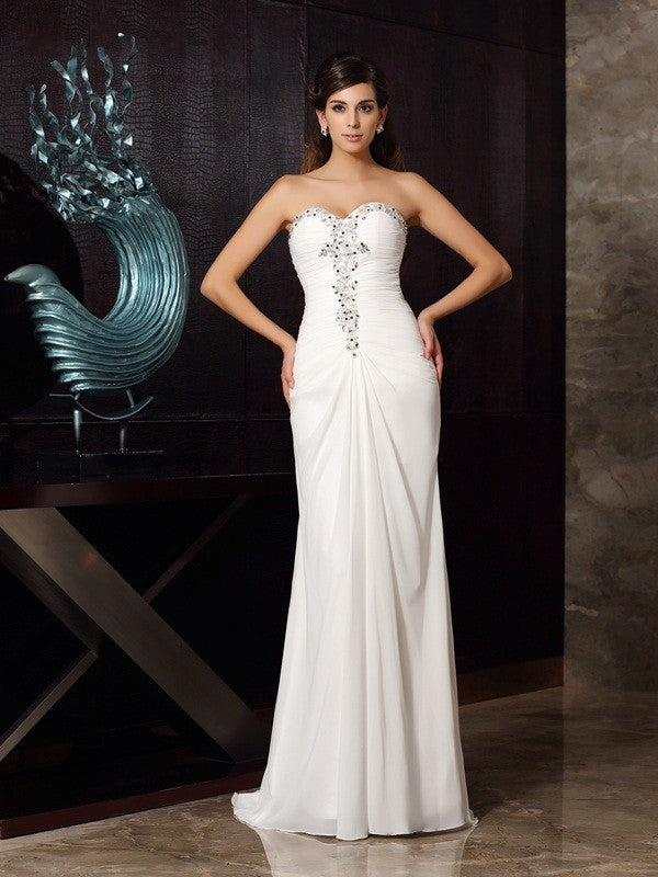 Ivory Chiffon Sheath/column Floor-Length Evening Dress with Sweetheart Neckline