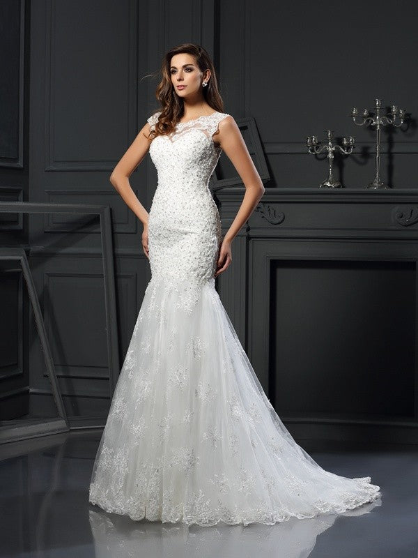 White Lace Illusion Neck Mermaid Floor-Length Gown