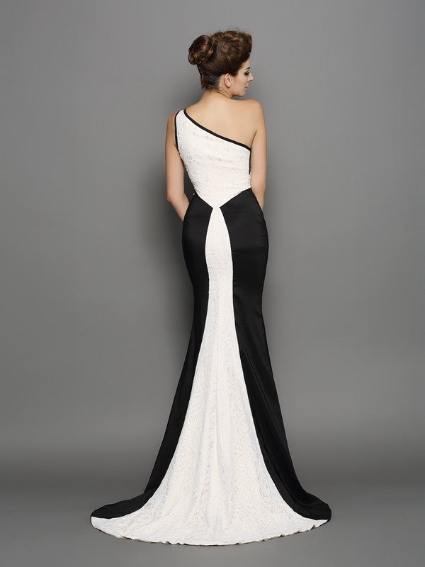 Trumpet/Mermaid One-Shoulder Lace Sleeveless Long Satin Dresses