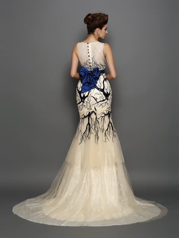 Trumpet/Mermaid Scoop Applique Sleeveless Long Tulle Dresses