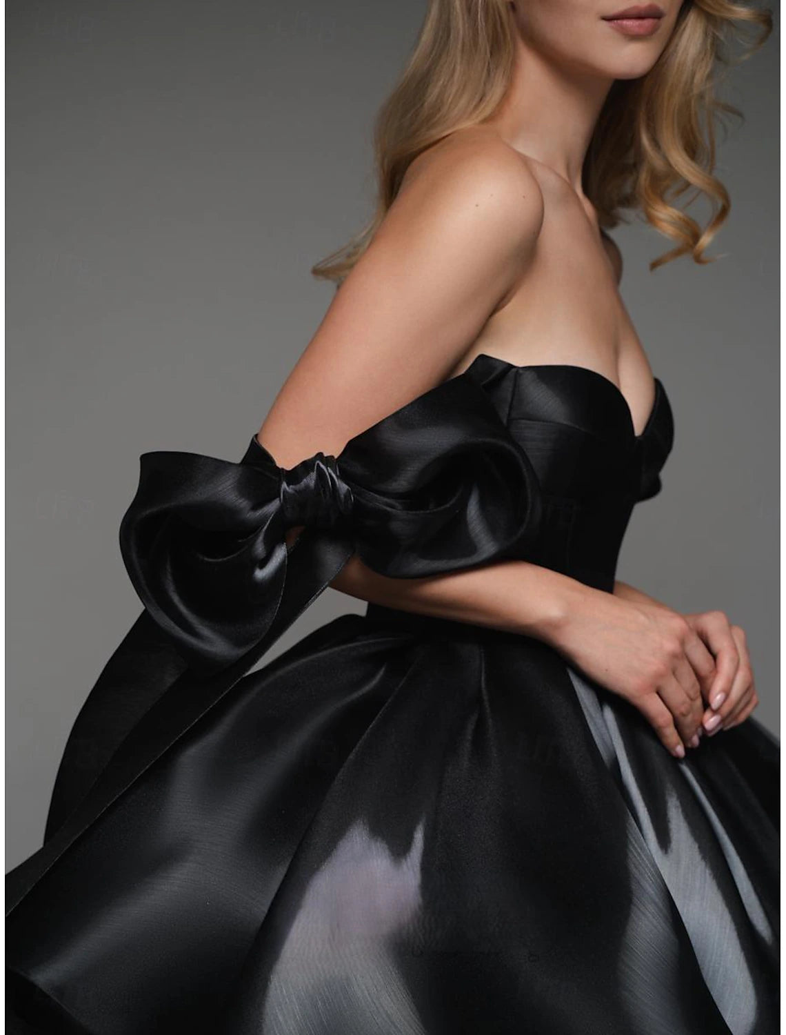 Vestidos de fiesta de corte A con corsé, para graduación, cortos/mini, sin mangas, con tirantes finos, de satén y lazo.