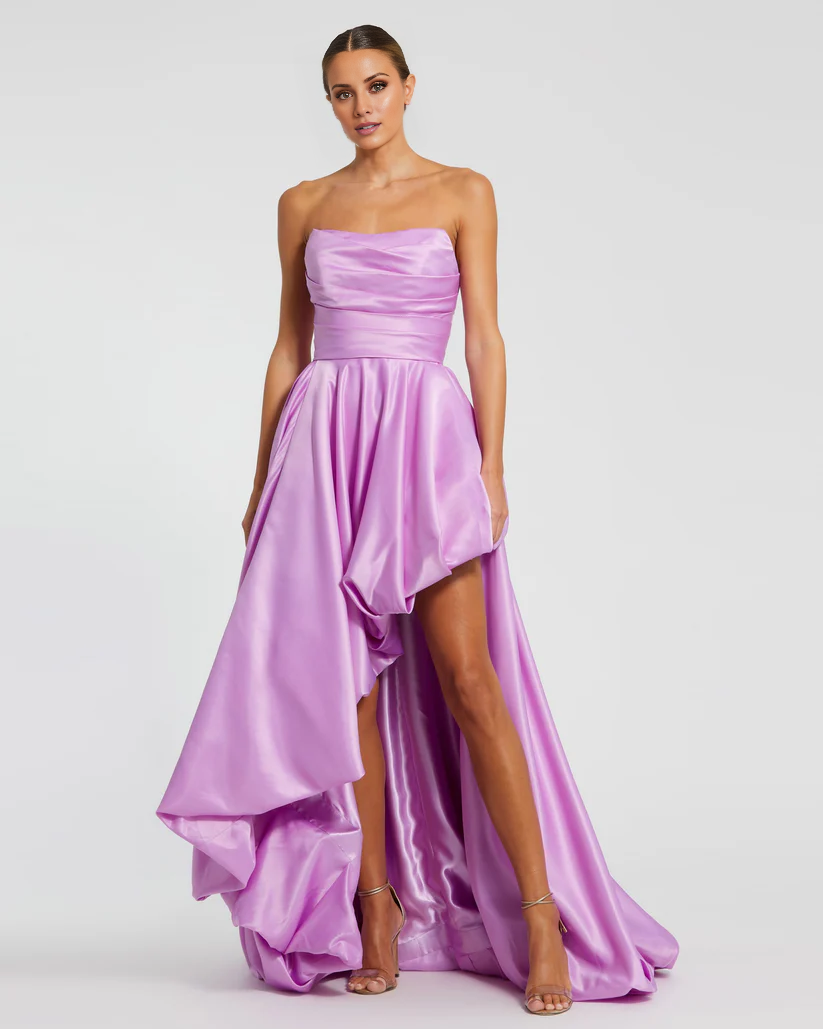 Vestido de noche largo hasta el suelo con falda plisada, sin tirantes y sin mangas