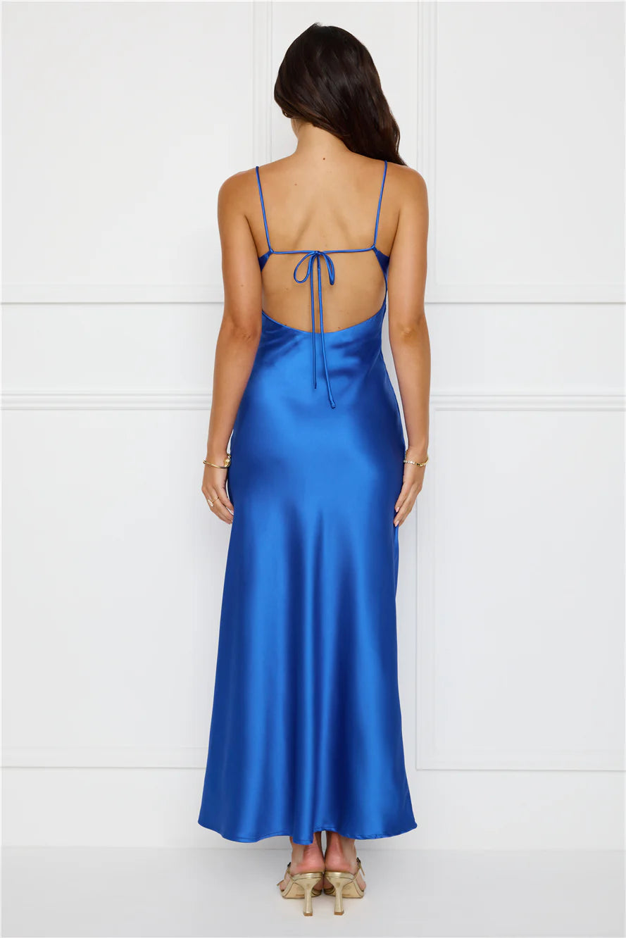 Vestido de fiesta largo de satén con cuello en V y tirantes en la espalda al descubierto de Jimiss