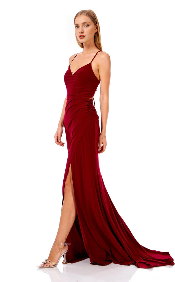 Vestido de fiesta largo hasta el suelo con escote en V, abertura lateral y tirantes finos