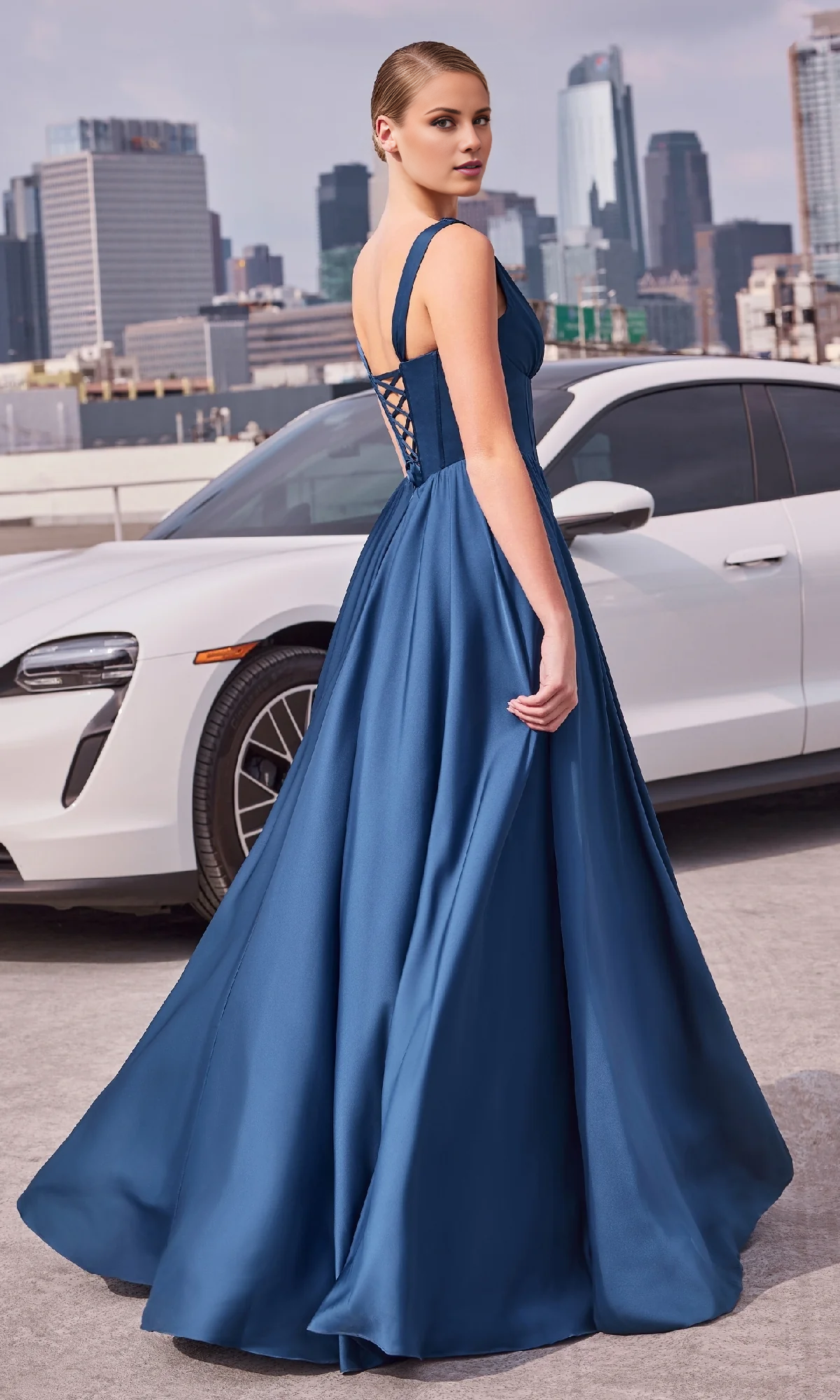 Vestido de fiesta Jimiss de corte A, cuello en V, corsé ajustado de satén y largo hasta el suelo 