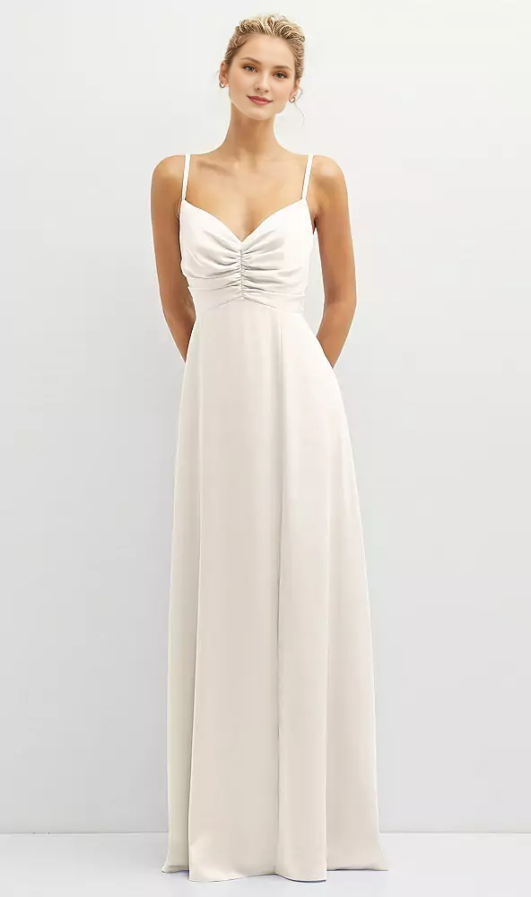 Vestido de fiesta largo hasta el suelo de satén con corsé ajustado y plisado vertical