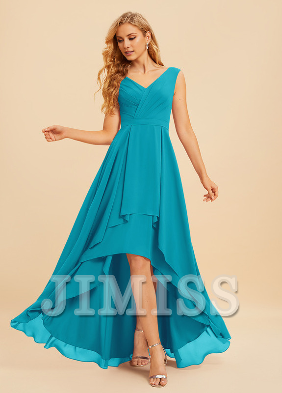 Vestido de dama de honor de gasa con volantes asimétricos y escote en V en forma de A