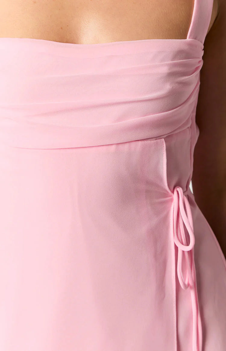 Vestido corto de fiesta Jimiss con escote cuadrado, sin mangas y espalda descubierta