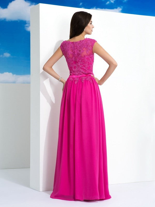 Vestidos largos de gasa sin mangas con encaje y cuello transparente de corte A/princesa