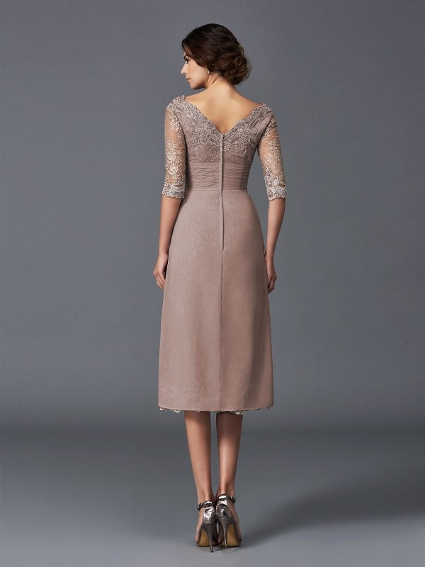 Vestido de novia de encaje corto, corte princesa, escote en V, flores hechas a mano, mangas 1/2