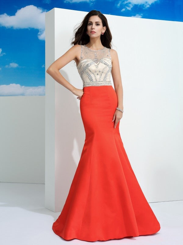 Vestidos largos de satén sin mangas con cuello transparente y cuentas de corte trompeta/sirena