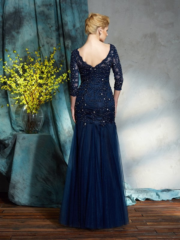 Vestido de madre de la novia con escote en V, apliques, mangas 3/4 y red larga