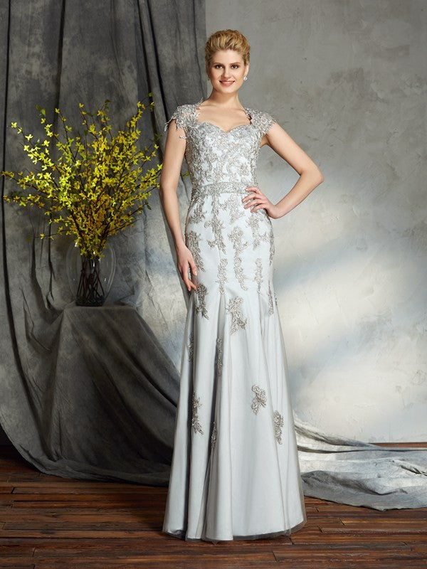 Silver Satin Trumpet Floor-Length Evening Dress with Sweetheart Neckline