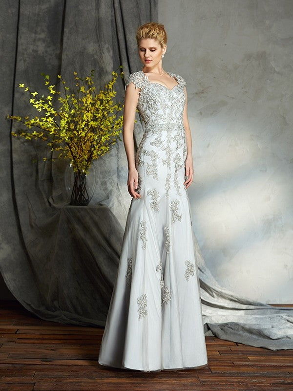 Silver Satin Trumpet Floor-Length Evening Dress with Sweetheart Neckline