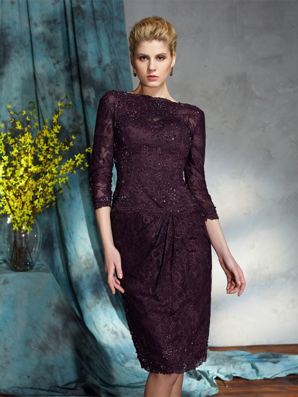 Vestidos cortos de encaje con mangas 3/4 y corte tubo/columna para madre de la novia