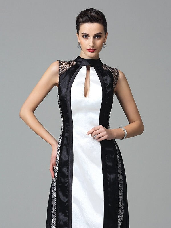 Vestidos largos de gasa sin mangas, con pliegues y cuello alto y corte tubo/columna