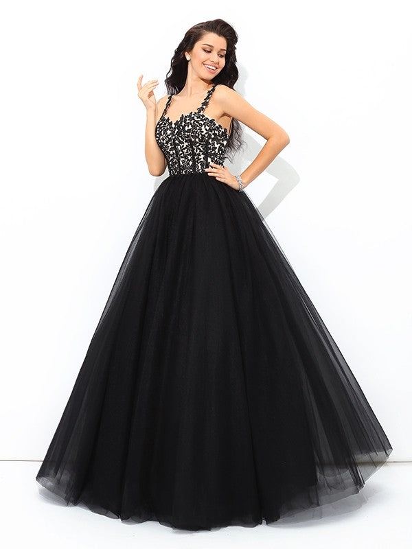 Vestidos de quinceañera largos sin mangas con tirantes y apliques de red