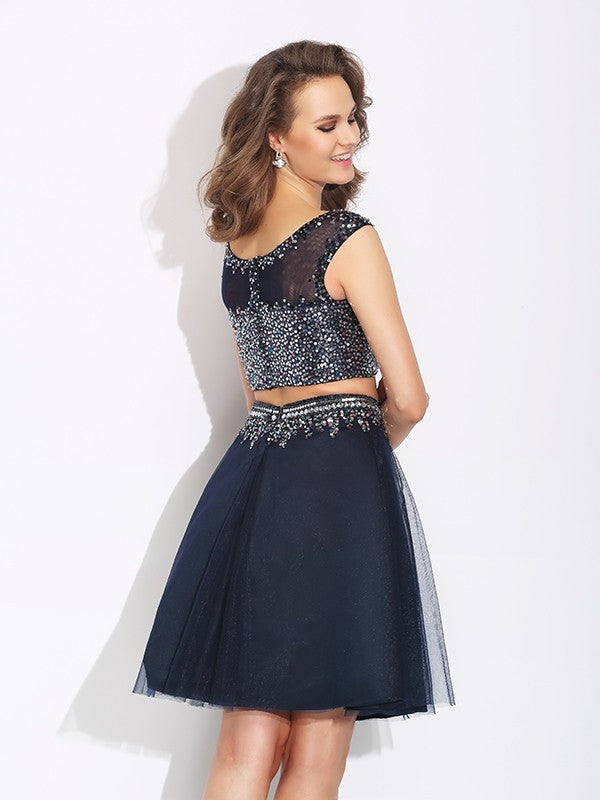 Vestido de dos piezas de corte A/princesa, con escote barco, sin mangas, con cuentas y red corta