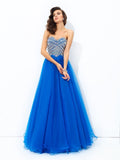 Vestidos largos de red sin mangas con lentejuelas y escote corazón de corte A/princesa