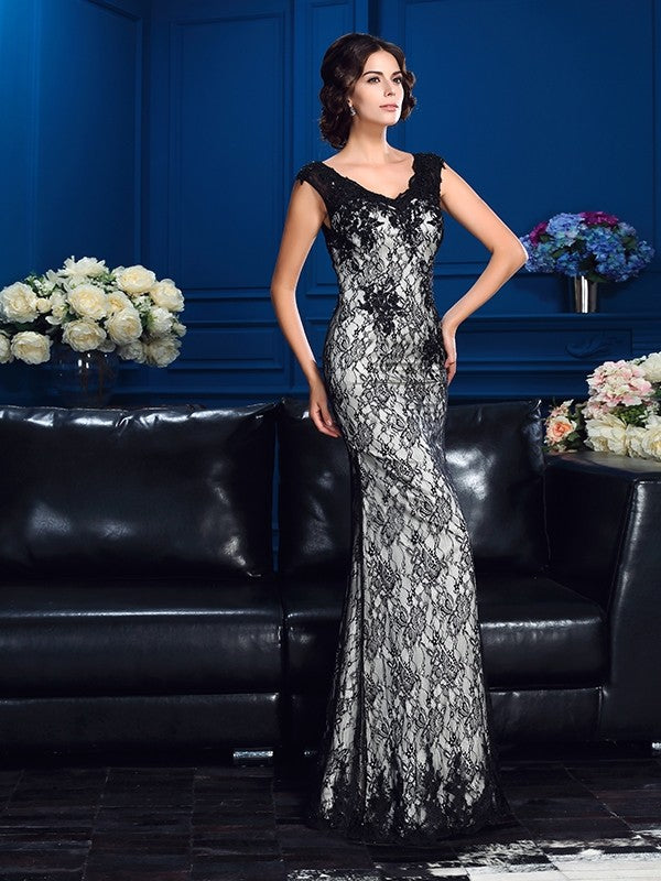 Vestidos de Madre de la Novia de Satén Largos Sin Mangas con Encaje y Escote en V y Vaina/Columna