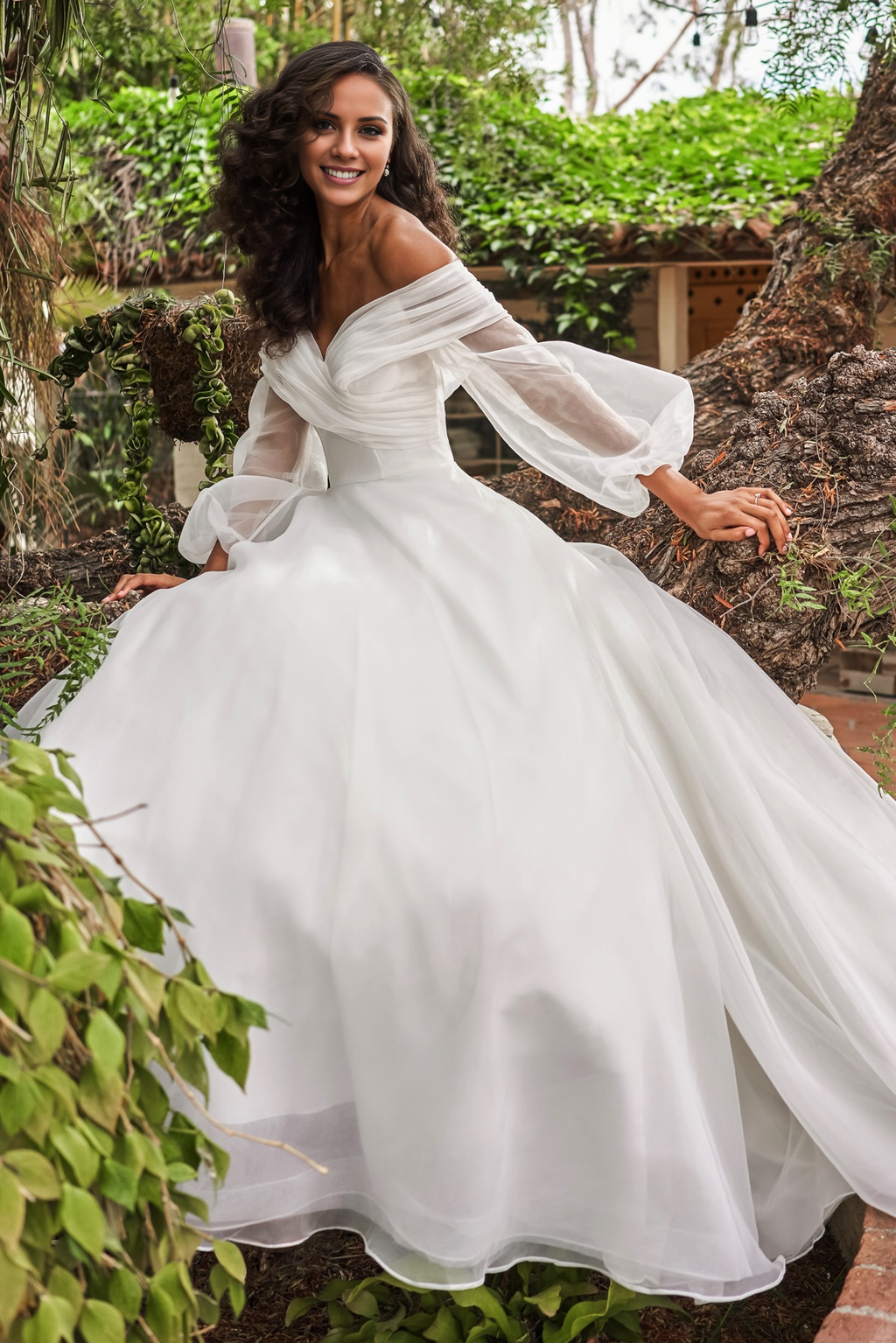 Vestido de novia largo hasta el suelo, con escote en V, cintura ajustada y mangas largas