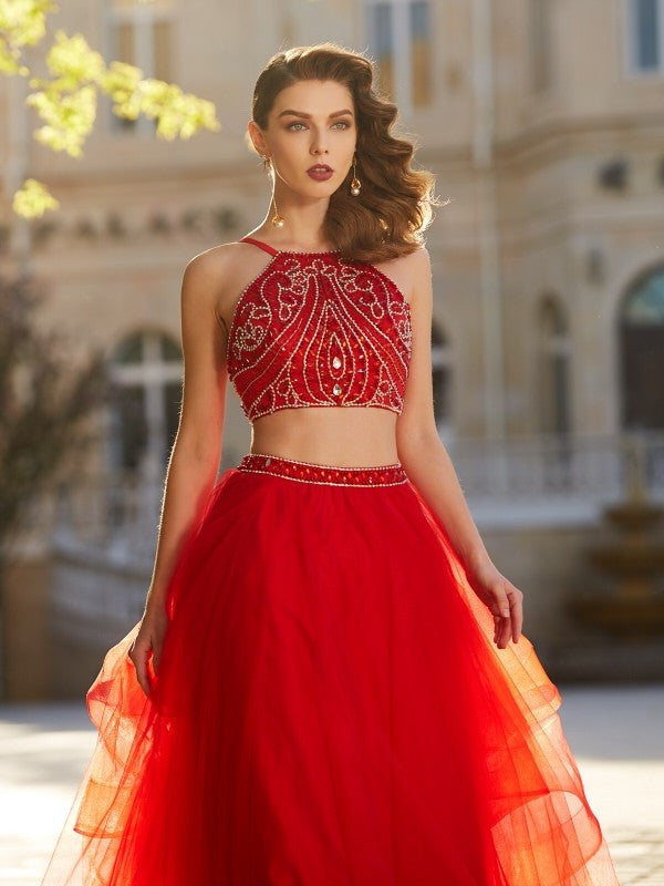 Vestido de dos piezas de tul con cuentas, sin mangas, corte princesa, tirantes finos y largo hasta el suelo