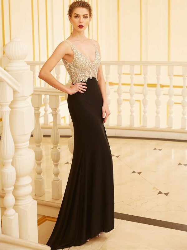 Black Sequin Sheath/column Floor-Length Dress with V-Neck and Backless Design