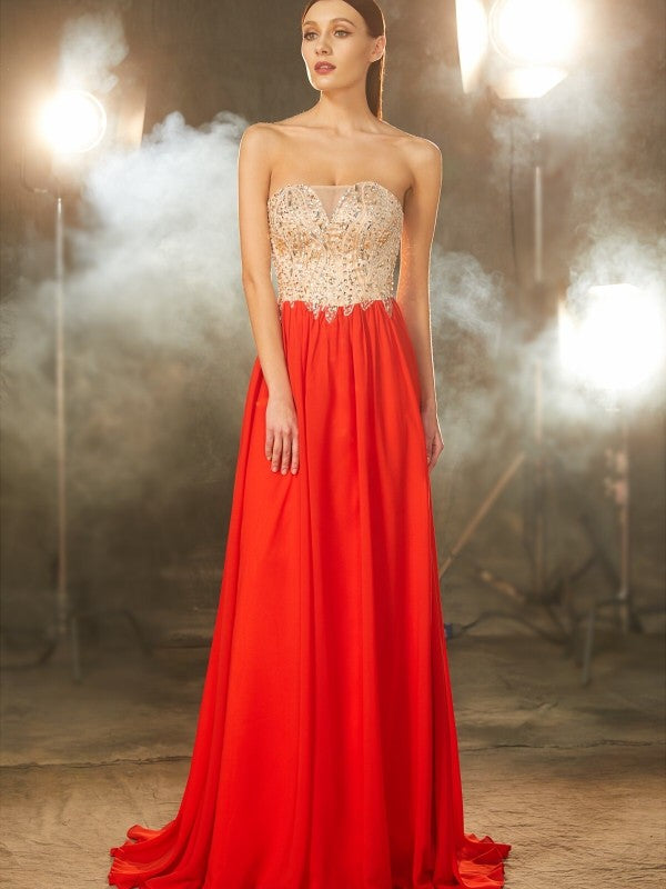 Vestidos de gasa con corte A/princesa, sin tirantes, con cuentas y cola larga