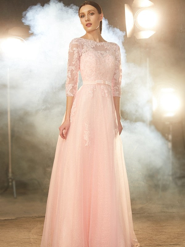 Vestidos de tul con apliques, corte princesa, escote barco, mangas 1/2 y largo hasta el suelo
