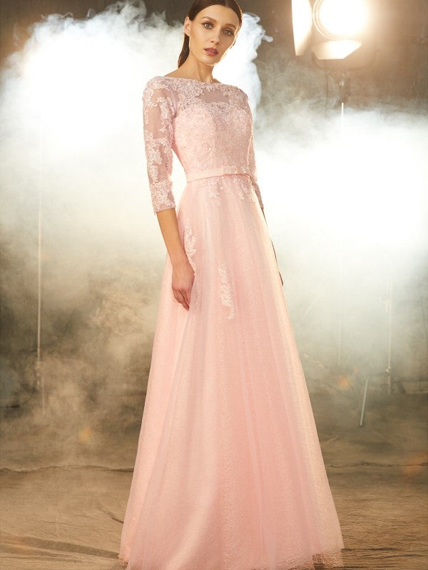 Vestidos de tul con apliques, corte princesa, escote barco, mangas 1/2 y largo hasta el suelo