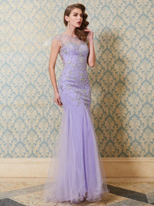 Vestidos de tul hasta el suelo con escote trompeta/sirena, sin mangas y con abalorios