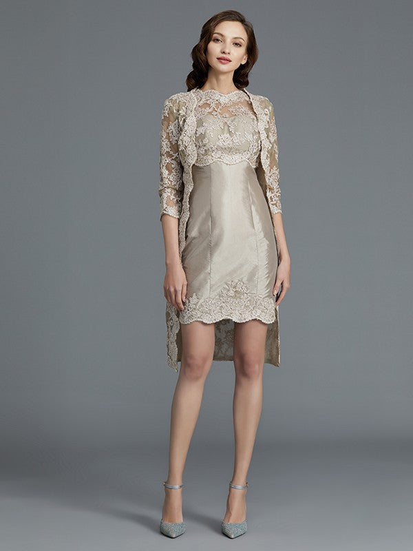 Abiti da madre della sposa in taffetà senza maniche, al ginocchio, con scollo a barchetta e applicazioni