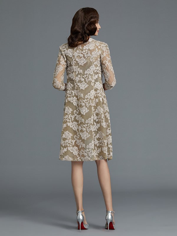 Abiti da madre della sposa in taffetà senza maniche, al ginocchio, con scollo a barchetta e applicazioni