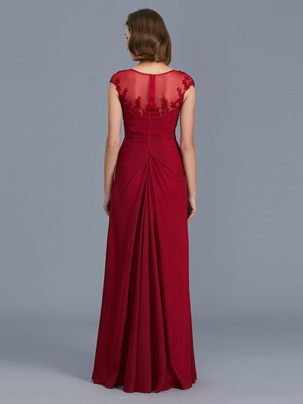 Abiti da madre della sposa lunghi fino a terra, senza maniche, in chiffon, con scollo a barchetta/colonna